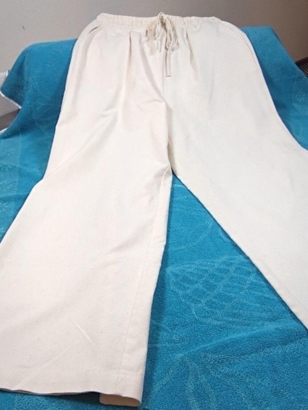 Commense Cream Linen-Look Cropped Top & Wide-Leg Pants Set - Picture 5 of 5